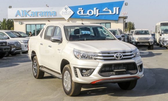Buy Import Toyota Hilux White Car in Import - Dubai in Central Buy Import Toyota Hilux White Car in Import - Dubai in Central