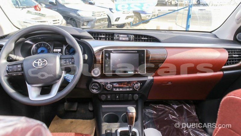 Big with watermark toyota hilux central import dubai 6656