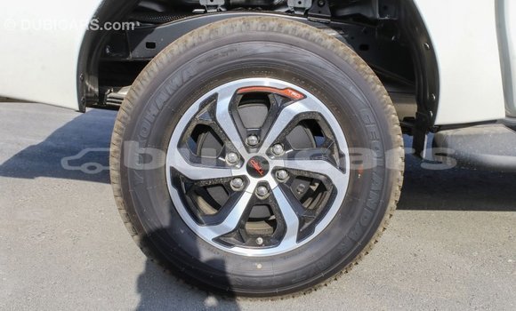 Buy Import Toyota Hilux White Car in Import - Dubai in Central Buy Import Toyota Hilux White Car in Import - Dubai in Central