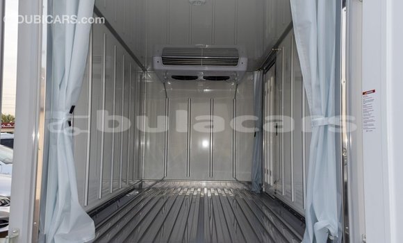 Buy Import Kia K3 White Car in Import - Dubai in Central Buy Import Kia K3 White Car in Import - Dubai in Central