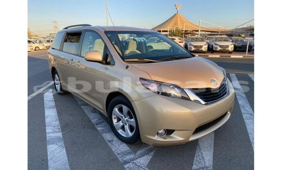 Buy Import Toyota Sienna Other Car in Import - Dubai in Central Buy Import Toyota Sienna Other Car in Import - Dubai in Central