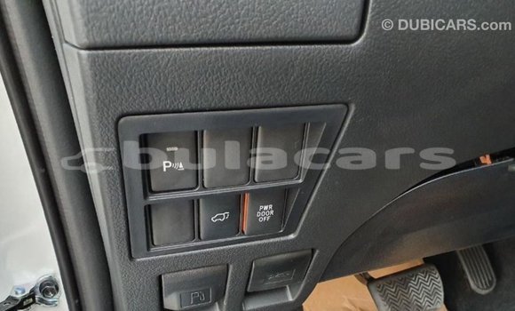 Buy Import Toyota Fortuner White Car in Import - Dubai in Central Buy Import Toyota Fortuner White Car in Import - Dubai in Central