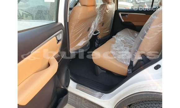 Buy Import Toyota Fortuner White Car in Import - Dubai in Central Buy Import Toyota Fortuner White Car in Import - Dubai in Central