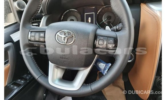 Buy Import Toyota Fortuner White Car in Import - Dubai in Central Buy Import Toyota Fortuner White Car in Import - Dubai in Central