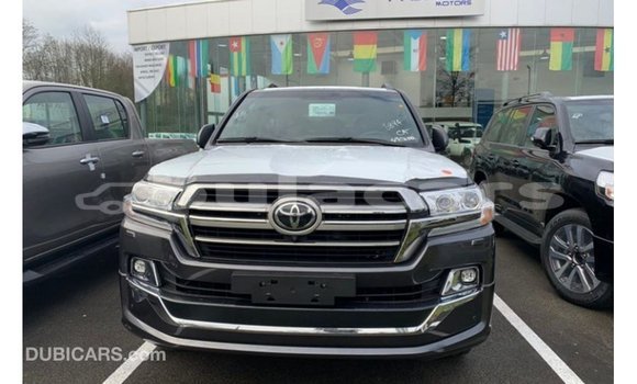 Buy Import Toyota Land Cruiser Black Car in Import - Dubai in Central Buy Import Toyota Land Cruiser Black Car in Import - Dubai in Central