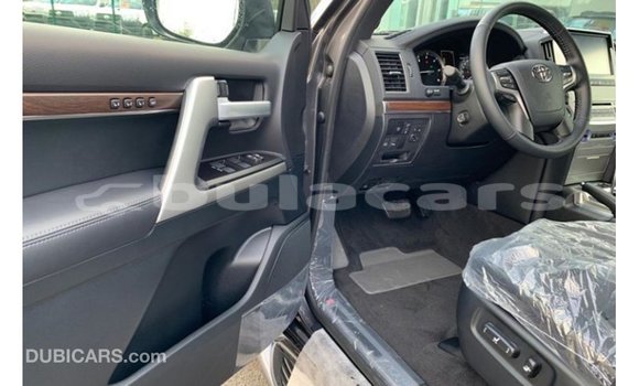 Buy Import Toyota Land Cruiser Black Car in Import - Dubai in Central Buy Import Toyota Land Cruiser Black Car in Import - Dubai in Central