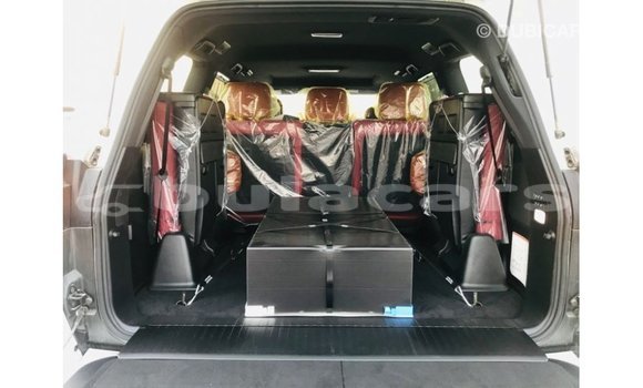 Acheter Import Voiture Lexus LX Blanc à Import - Dubai, Central Acheter Import Voiture Lexus LX Blanc à Import - Dubai, Central