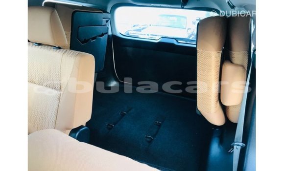 Acheter Import Voiture Toyota Fortuner Blanc à Import - Dubai, Central Acheter Import Voiture Toyota Fortuner Blanc à Import - Dubai, Central