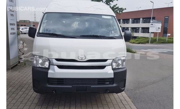 Buy Import Toyota Hiace White Car in Import - Dubai in Central Buy Import Toyota Hiace White Car in Import - Dubai in Central