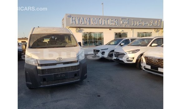 Buy Import Toyota Hiace White Car in Import - Dubai in Central Buy Import Toyota Hiace White Car in Import - Dubai in Central