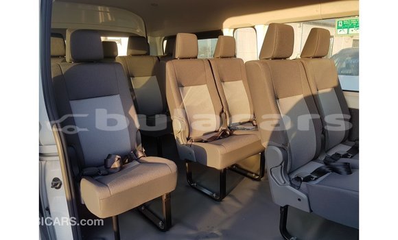 Buy Import Toyota Hiace White Car in Import - Dubai in Central Buy Import Toyota Hiace White Car in Import - Dubai in Central