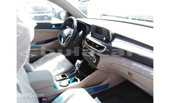 Buy Import Hyundai Tucson Red Car in Import - Dubai in Central Buy Import Hyundai Tucson Red Car in Import - Dubai in Central