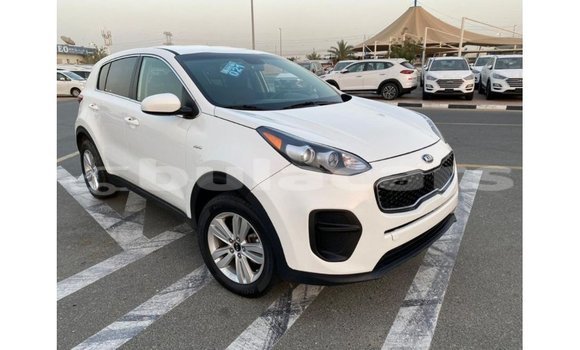 Buy Import Kia Sportage White Car in Import - Dubai in Central Buy Import Kia Sportage White Car in Import - Dubai in Central