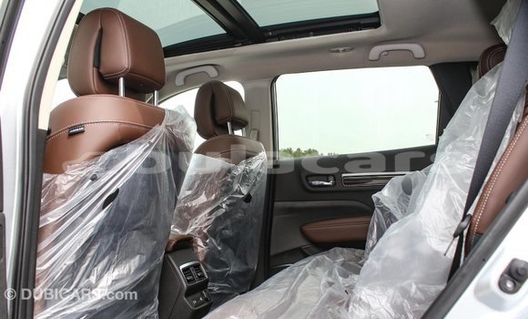 Acheter Import Voiture Renault Koleos Gris à Import - Dubai, Central Acheter Import Voiture Renault Koleos Gris à Import - Dubai, Central