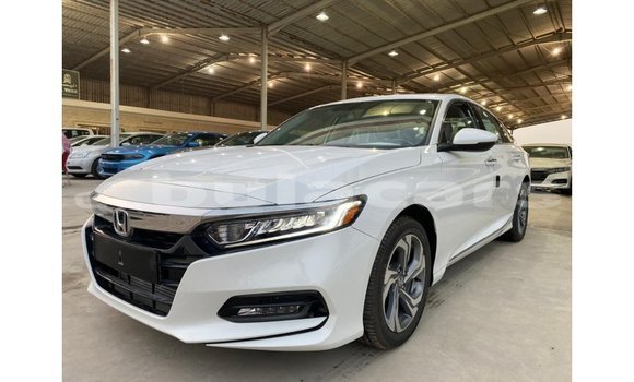 Buy Import Honda Accord White Car in Import - Dubai in Central Buy Import Honda Accord White Car in Import - Dubai in Central