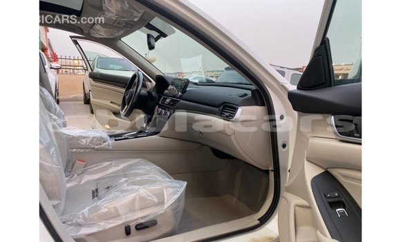 Buy Import Honda Accord White Car in Import - Dubai in Central Buy Import Honda Accord White Car in Import - Dubai in Central