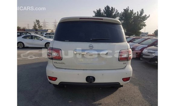 Buy Import Nissan Patrol White Car in Import - Dubai in Central Buy Import Nissan Patrol White Car in Import - Dubai in Central