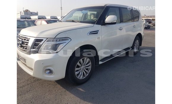 Buy Import Nissan Patrol White Car in Import - Dubai in Central Buy Import Nissan Patrol White Car in Import - Dubai in Central