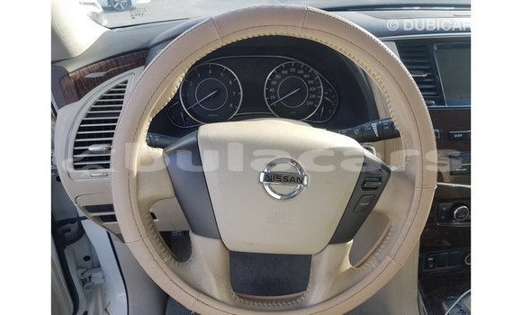Buy Import Nissan Patrol White Car in Import - Dubai in Central Buy Import Nissan Patrol White Car in Import - Dubai in Central