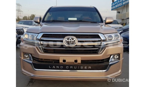 Buy Import Toyota Land Cruiser Other Car in Import - Dubai in Central Buy Import Toyota Land Cruiser Other Car in Import - Dubai in Central