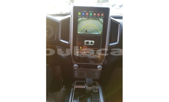 Buy Import Toyota Land Cruiser Other Car in Import - Dubai in Central Buy Import Toyota Land Cruiser Other Car in Import - Dubai in Central