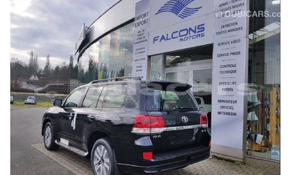 Buy Import Toyota Land Cruiser Black Car in Import - Dubai in Central Buy Import Toyota Land Cruiser Black Car in Import - Dubai in Central