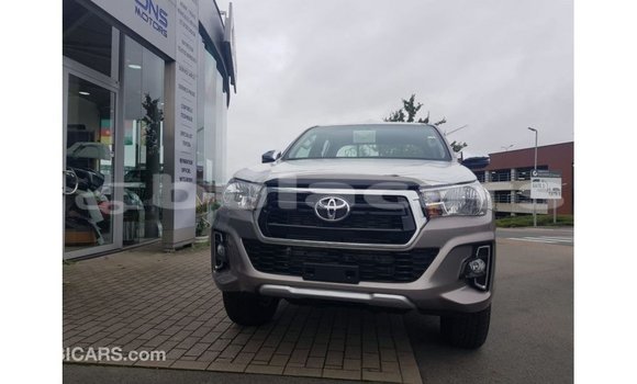 Buy Import Toyota Hilux Grey Car in Import - Dubai in Central Buy Import Toyota Hilux Grey Car in Import - Dubai in Central