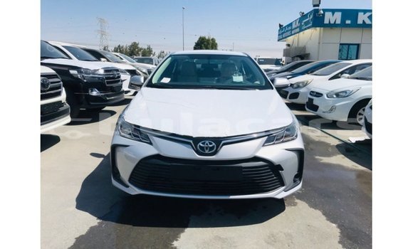 Buy Import Toyota Corolla White Car in Import - Dubai in Central Buy Import Toyota Corolla White Car in Import - Dubai in Central