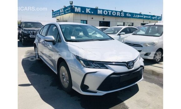 Buy Import Toyota Corolla White Car in Import - Dubai in Central Buy Import Toyota Corolla White Car in Import - Dubai in Central
