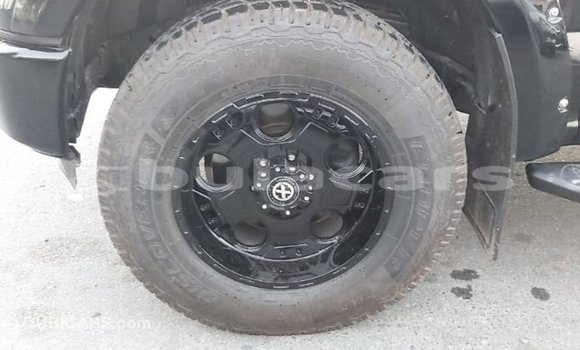 Acheter Import Voiture Ford V8 Noir à Import - Dubai, Central Acheter Import Voiture Ford V8 Noir à Import - Dubai, Central