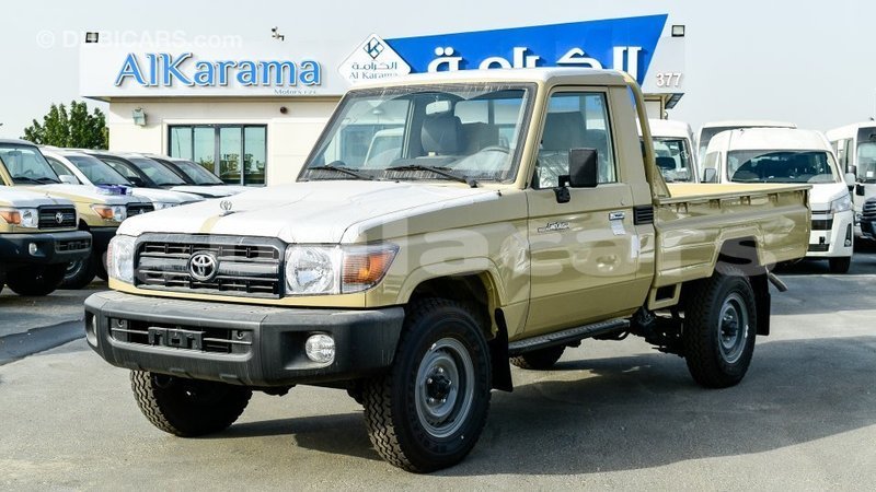 Big with watermark toyota land cruiser central import dubai 6747