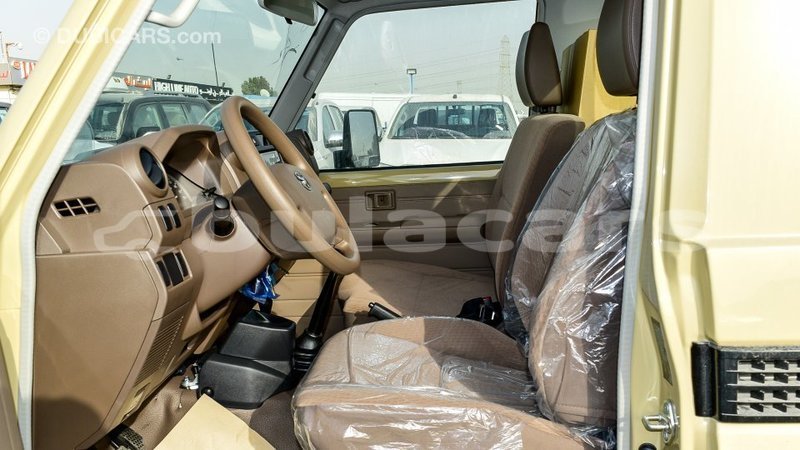 Big with watermark toyota land cruiser central import dubai 6747