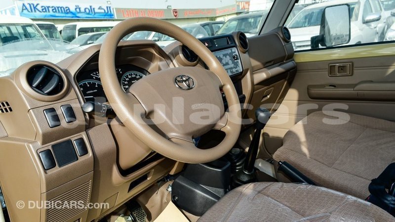 Big with watermark toyota land cruiser central import dubai 6747