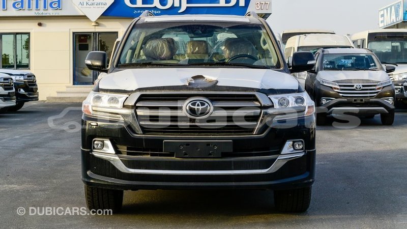 Big with watermark toyota land cruiser central import dubai 6748