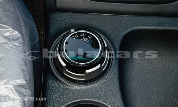 Acheter Import Voiture Mitsubishi L200 Blanc à Import - Dubai, Central Acheter Import Voiture Mitsubishi L200 Blanc à Import - Dubai, Central