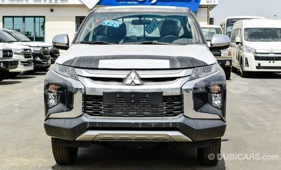 Buy Import Mitsubishi L200 Grey Car in Import - Dubai in Central Buy Import Mitsubishi L200 Grey Car in Import - Dubai in Central