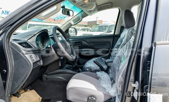 Buy Import Mitsubishi L200 Grey Car in Import - Dubai in Central Buy Import Mitsubishi L200 Grey Car in Import - Dubai in Central