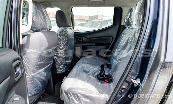 Buy Import Mitsubishi L200 Grey Car in Import - Dubai in Central Buy Import Mitsubishi L200 Grey Car in Import - Dubai in Central