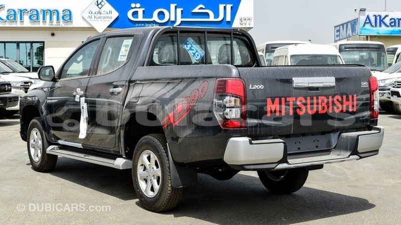 Big with watermark mitsubishi l200 central import dubai 6760