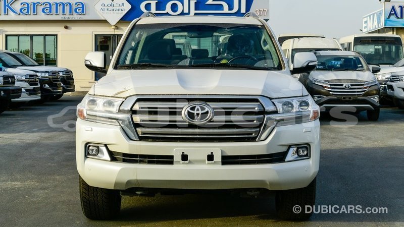 Big with watermark toyota land cruiser central import dubai 6762