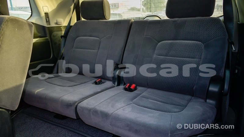 Big with watermark toyota land cruiser central import dubai 6762