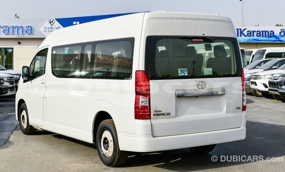Acheter Import Voiture Toyota Hiace Blanc à Import - Dubai, Central Acheter Import Voiture Toyota Hiace Blanc à Import - Dubai, Central