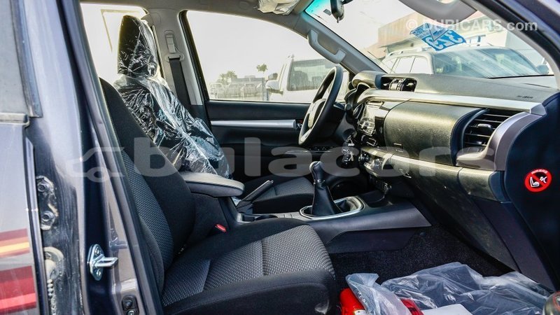 Big with watermark toyota hilux central import dubai 6767