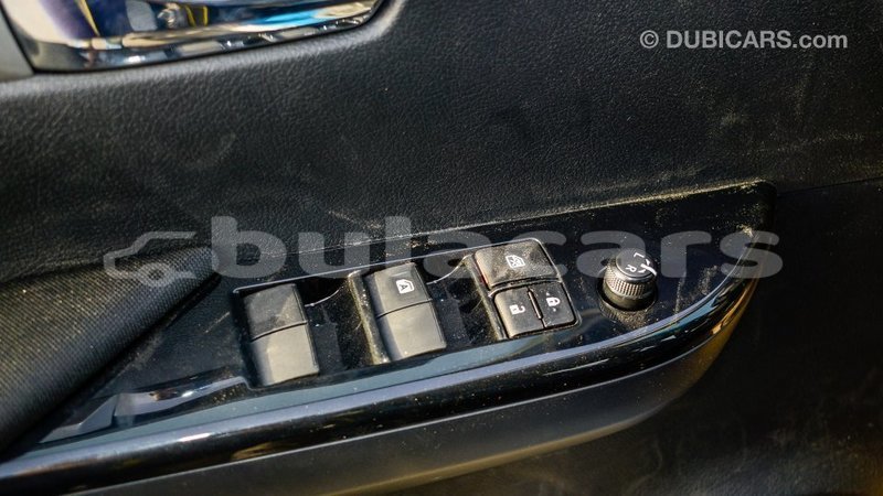 Big with watermark toyota hilux central import dubai 6767