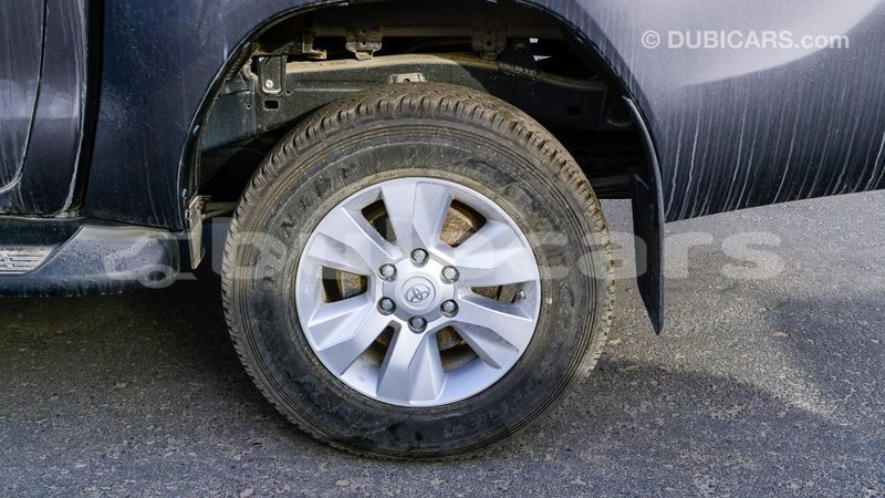 Big with watermark toyota hilux central import dubai 6767