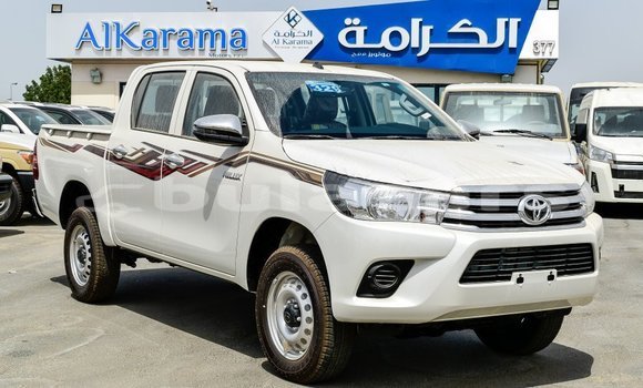 Buy Import Toyota Hilux White Car in Import - Dubai in Central Buy Import Toyota Hilux White Car in Import - Dubai in Central