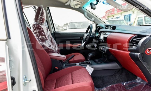 Buy Import Toyota Hilux White Car in Import - Dubai in Central Buy Import Toyota Hilux White Car in Import - Dubai in Central