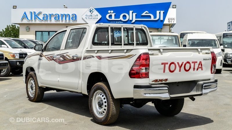 Big with watermark toyota hilux central import dubai 6768