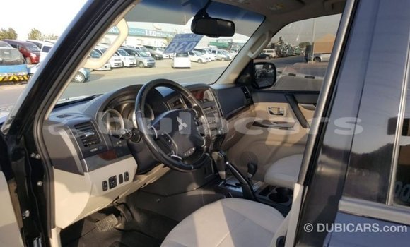 Buy Import Mitsubishi Pajero Black Car in Import - Dubai in Central Buy Import Mitsubishi Pajero Black Car in Import - Dubai in Central