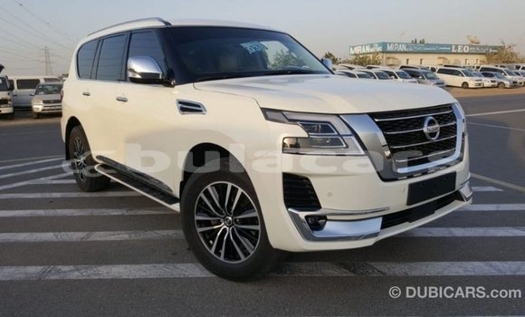 Buy Import Nissan Patrol White Car in Import - Dubai in Central Buy Import Nissan Patrol White Car in Import - Dubai in Central